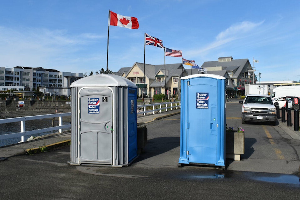 29316264_web1_220601-PNR-WashroomsWaterFrontSidney-PortableToilets_1