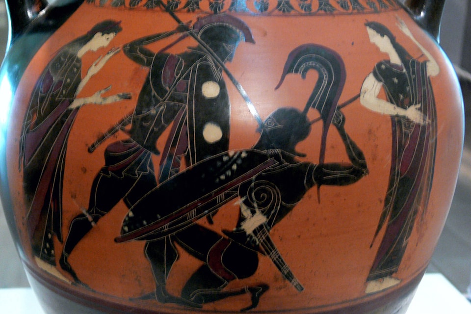 29335535_web1_220603-CPW-US-Museum-Smash-Up-amphora_1