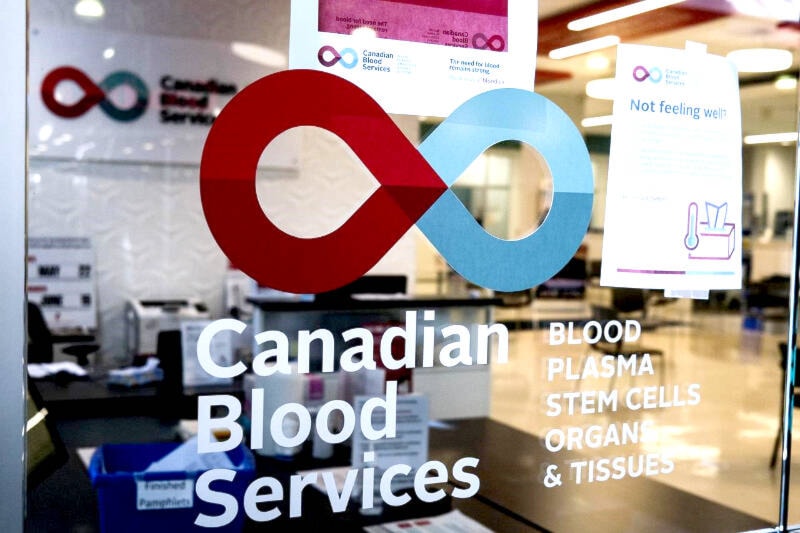 31445945_web1_230105-SNM-Blood-Donor-Sooke-PHOTO_1