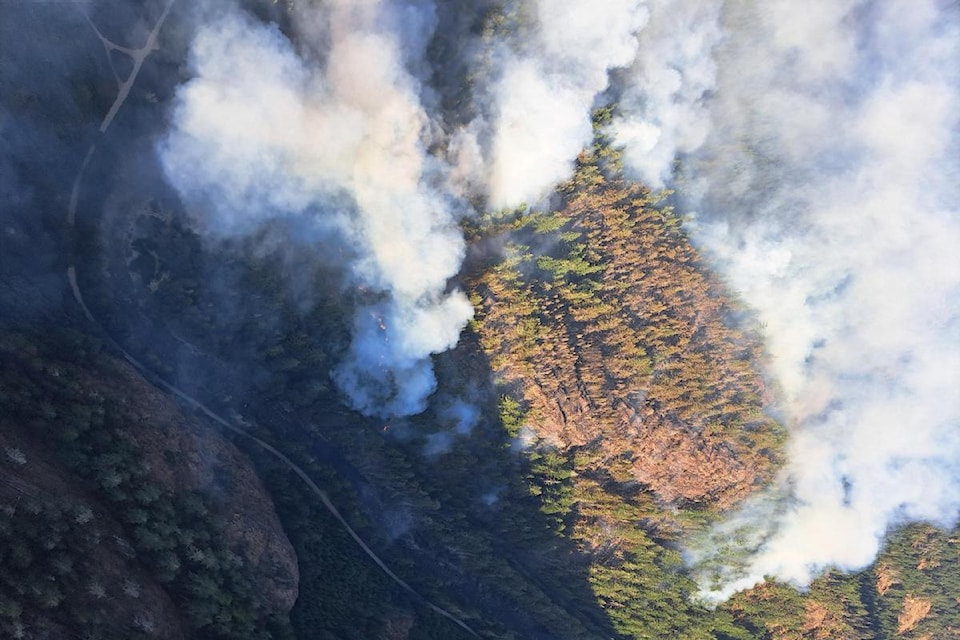 sooke-fire