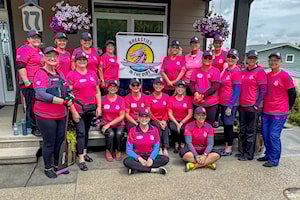 Cancer survivors take to the water with new dragon boat team at Buffalo Lake