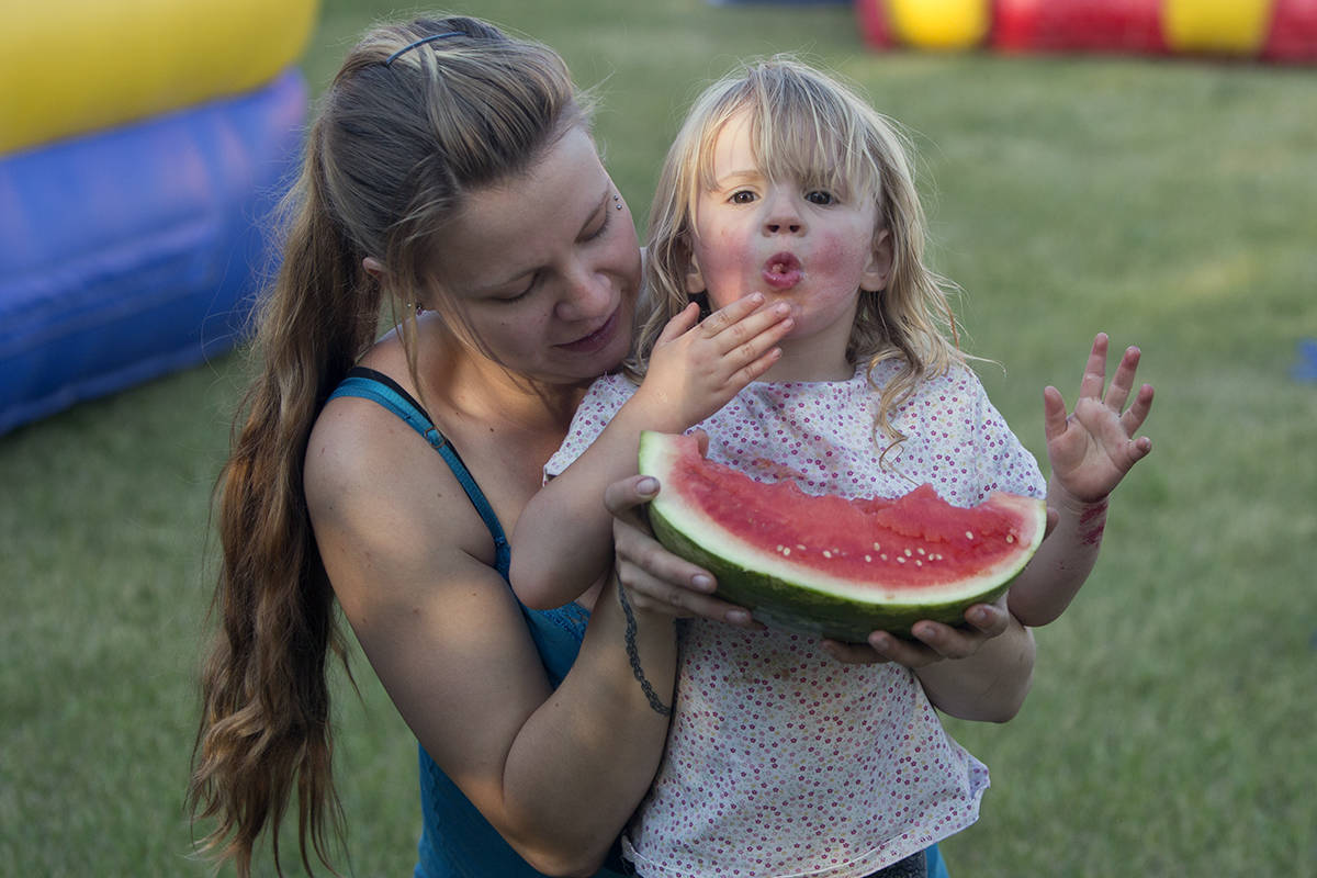 7931387_web1_170731-STI-Erskine-Block-Party_03