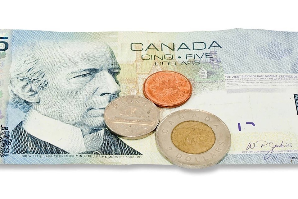 11582111_web1_180424-STI-M-canadian-money