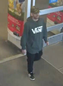 14627174_web1_rcmp3