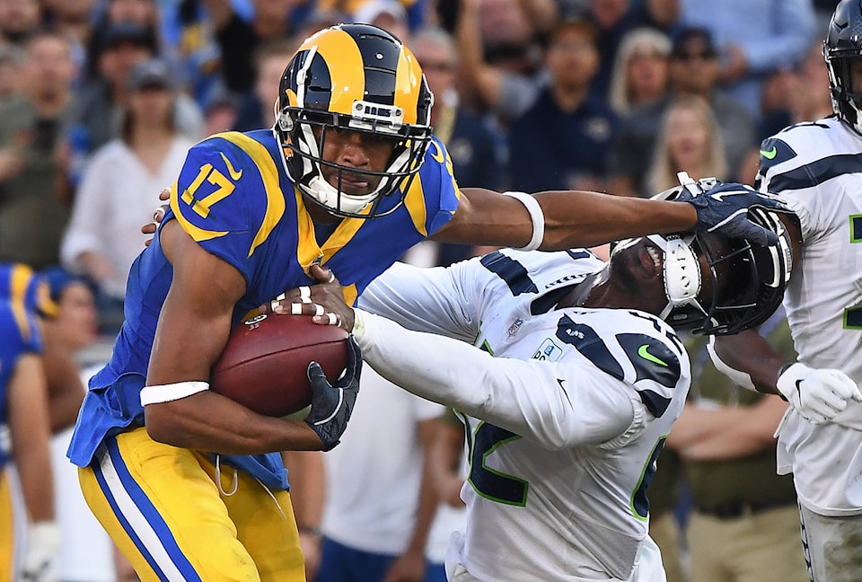 15279167_web1_SPORTS-FBN-SEAHAWKS-RAMS-6-LA