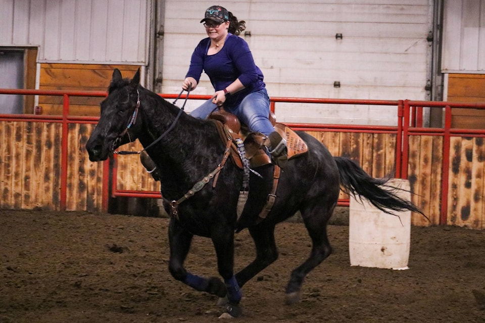 Brittany Strandquist and Cash were in the money in the 1D class of the “Heat up the Heartland” barrel racing series, placing second with a time of 14.362 seconds. (Photos by Kevin Sabo/Black Press News Media)