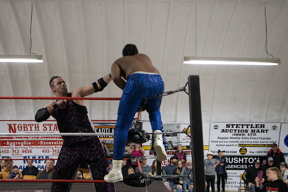 Real Canadian Wrestling event held in Erskine The Stettler Independent