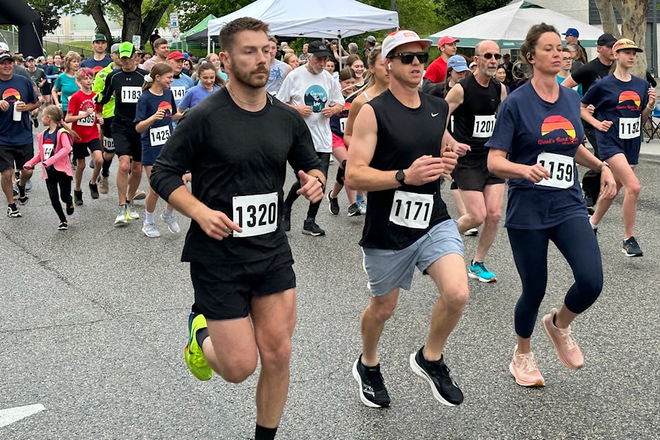 Runners participated in the Giant’s Head Run in 2024. Registration is now open for the 2025 run. (John Arendt - Summerland Review.)