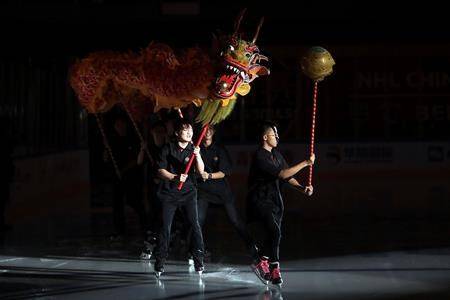 Shanghai fans eat up Canucks-Kings pre-season China spectacle