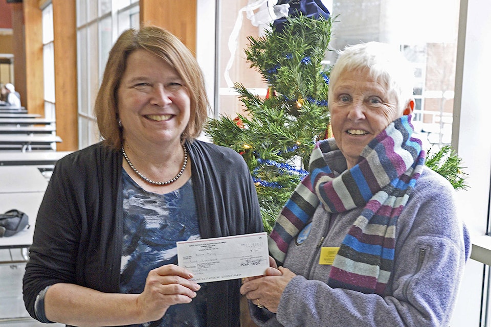 10064671_web1_180111-SUM-photo-toonie-tree_2
