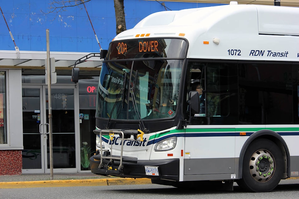 16279399_web1_BC-Transit-Bus-Nanaimo-8-Pescod