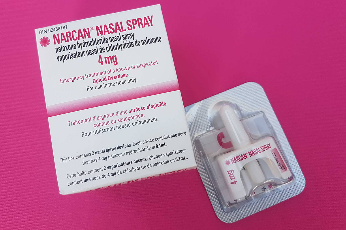 18348180_web1_190904-KCN-Naloxone-spray3