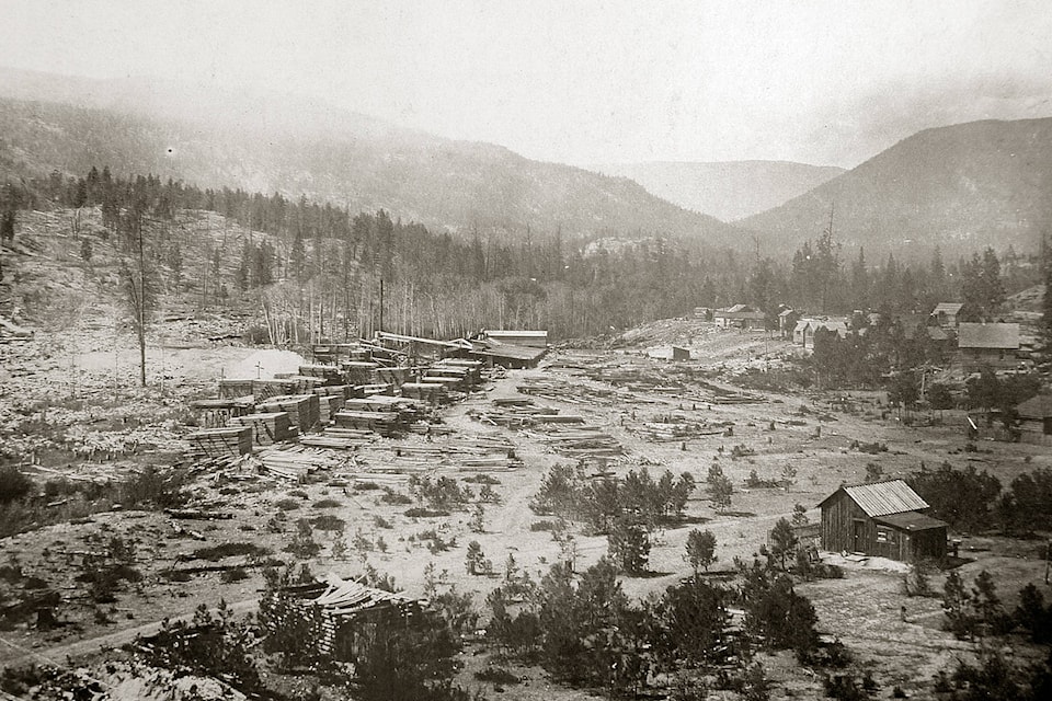 Mineola, a pioneer lumber town in Meadow Valley, was founded in 1904. The lumber mill was in full operation between 1910 and 1923. The mill owner was John Wesley Wheeler (1870-1928.) In 1924, the town virtually disappeared. Some houses and buildings were moved into Summerland. A former Mineola warehouse still exists near the intersection of Victoria Road and Jones Flat Road. (Photo courtesy of the Summerland Museum)