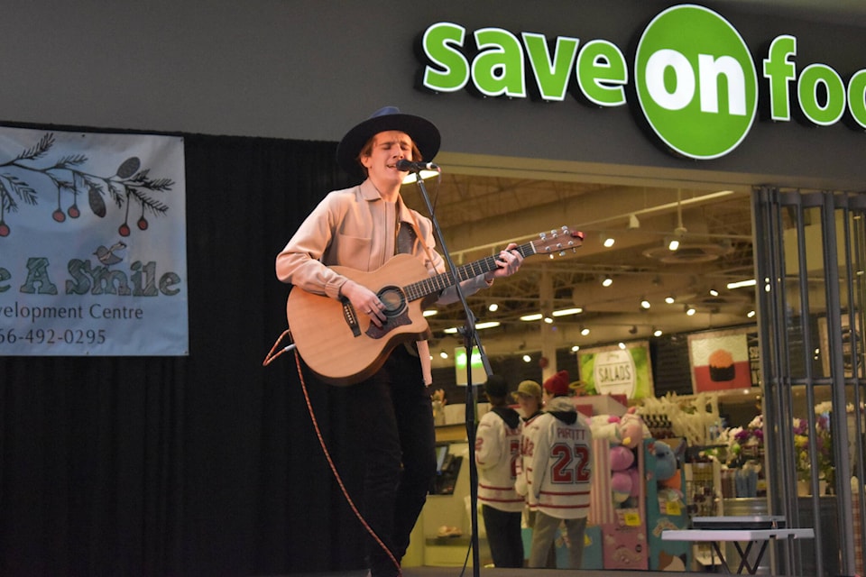 The OSNS Child and Youth Development Centre’s Share a Smile Telethon returned to Penticton’s Cherry Lane Mall on Saturday, Nov. 26, with live entertainment. (Logan Lockhart- Western News)