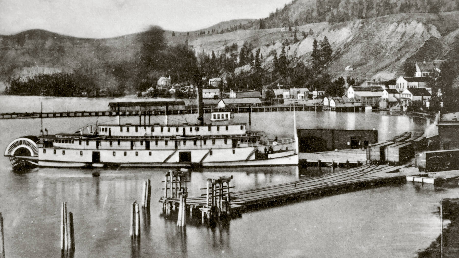 31906649_web1_230223-SUM-Historic-wharf-SUMMERLAND_3