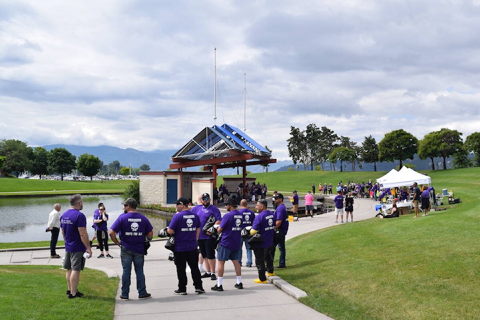 The Move to Cure ALS walk in Kelowna included a silent auction, barbecue lunch, and 50/50 draw. (Brittany Webster/Capital News)