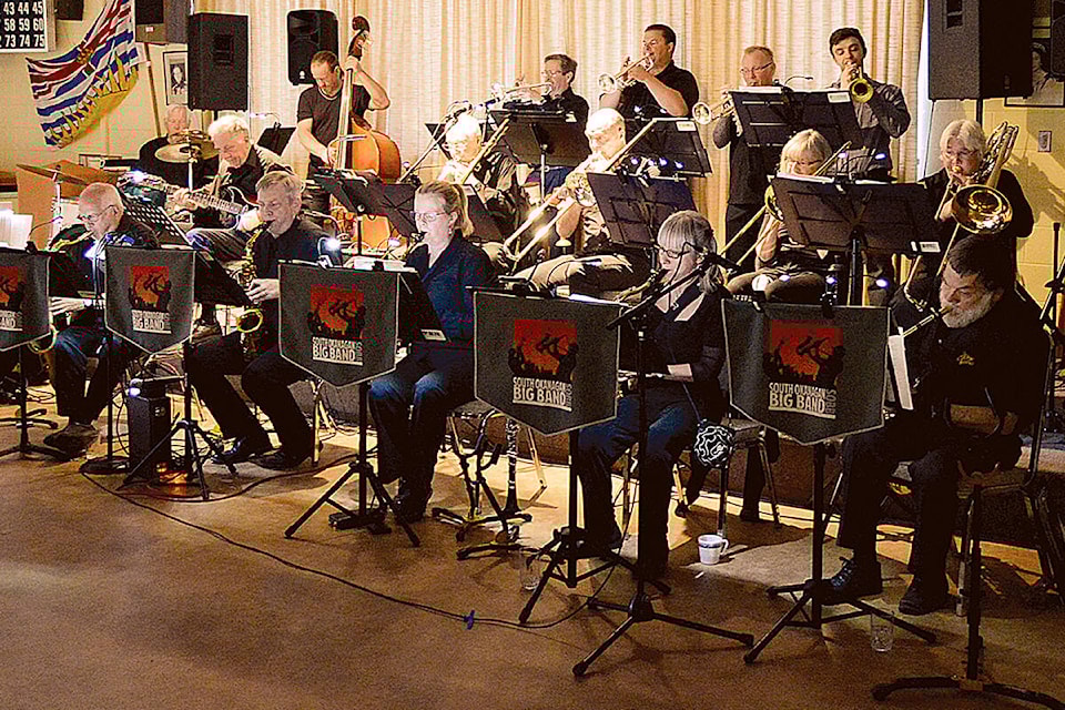 33218384_web1_180517-SUM-P-Big-Band-concert_1