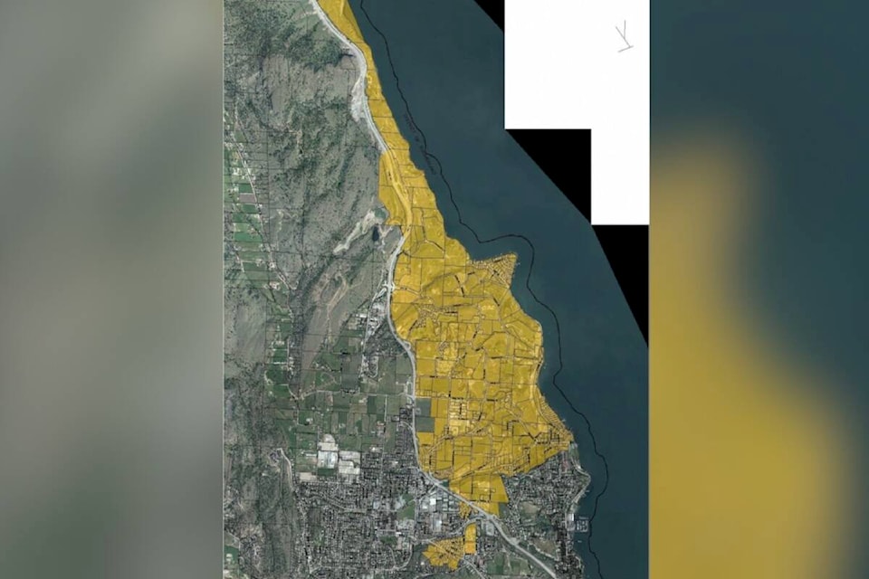 33646559_web1_230824-SUM-power-out-SUMMERLAND_1
