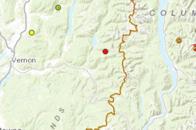 33708194_web1_230831-VMS-outlet-wildfire-1_1