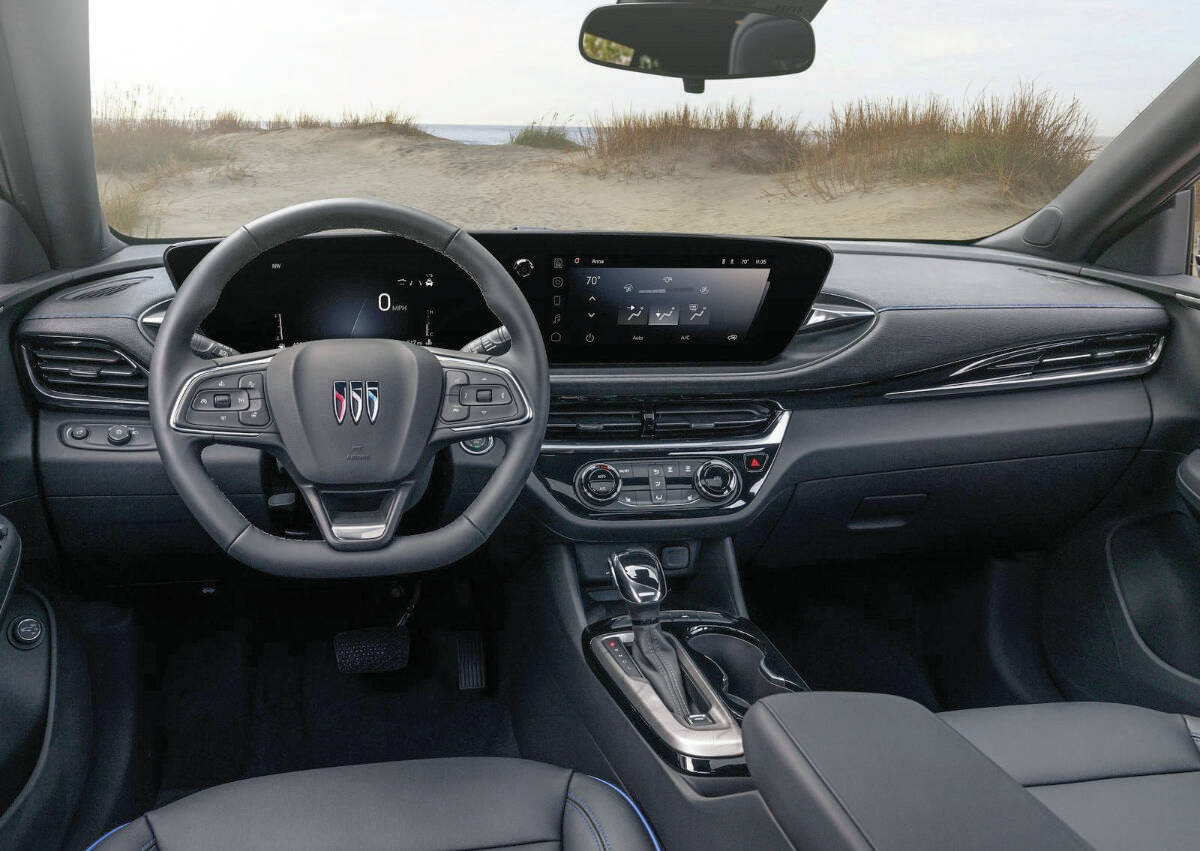 The Envista has a flat-bottom steering wheel and sculpted shift lever that add to a premium look. If Buick is an entry-luxury brand, however, buyers might be expecting more than a 136-horsepower 1.2-litre three-cylinder engine under the hood. PHOTO: BUICK