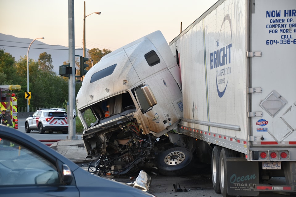 truckcrashhighway17