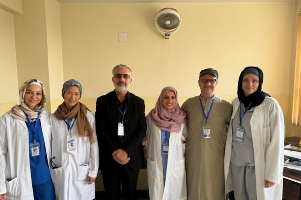 The team of health care workers consisted of  Dr. Angela Babuk, an intensivist and Island Health medical director, left, registered critical care nurse Tayne Bong, Dr. Ahmad Ashrafi, the regional division head of thoracic surgery at Surrey Memorial Hospital, registered critical care nurse Sajia Yousofi, anesthesiologist Dr. Jean Gelinas, and nurse practitioner Dorothy Suliga.