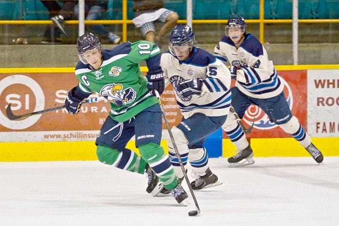 18114whiterockSurrey.Eagles-Rivermen-GJ03