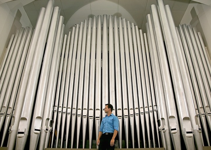 39698whiterockOrganist-MichaelDirk