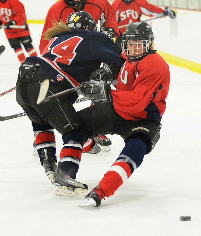 41994surreywHockeyWomen