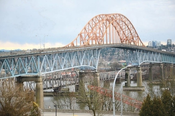 4283pattullo-bridge