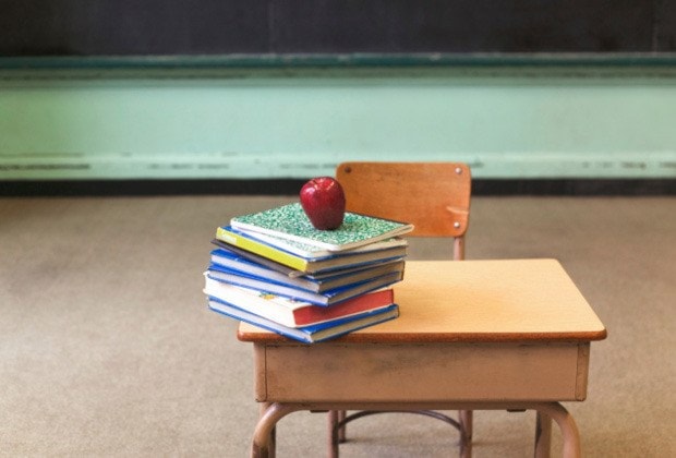 44378surreynowSchooldesk