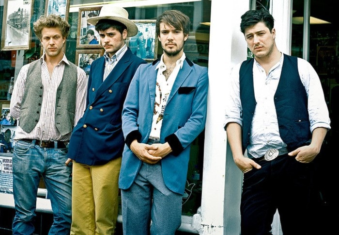 51542surreyMumford-Sons