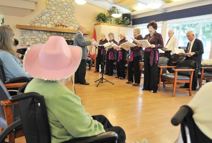 52079surreySeniorsingers-ES