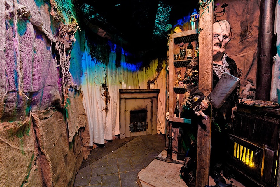 Greg McClellan's place. Here are various scenes and rooms from the interior.