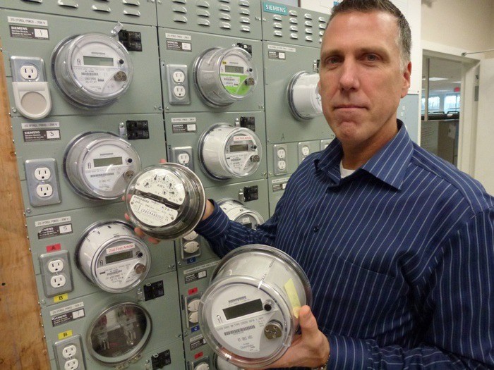 BC Hydro rolls around smart meter resisters Surrey NowLeader