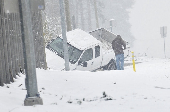 94492BCLN2007snow-Truckinditch-7web