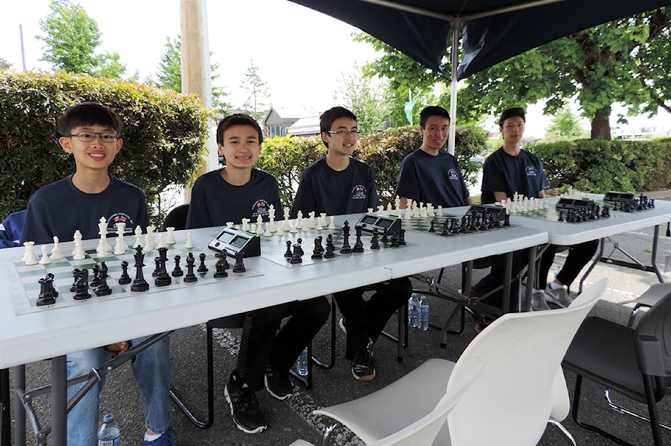 web1_170614-NDR-M-Chess-for-charity-1
