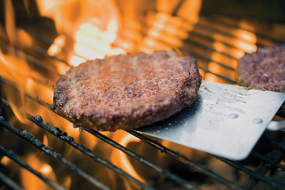 7978650_web1_Hamburger-BBQ