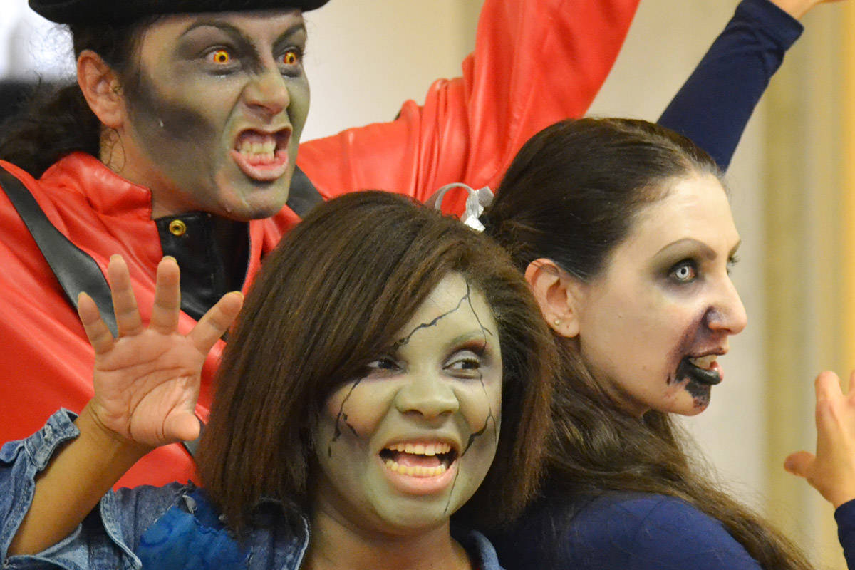 9136539_web1_171101-PAN-Zombies5