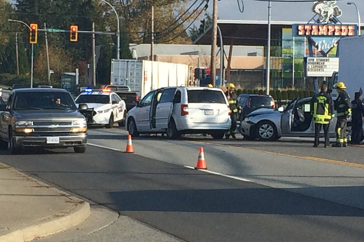 Crash in Cloverdale causing Highway 10 delays Surrey NowLeader