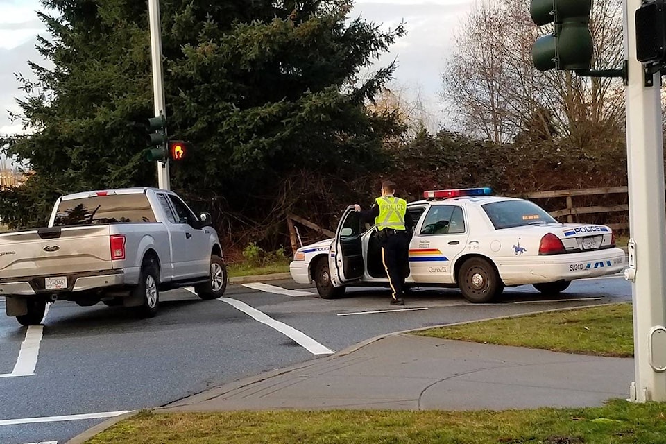 10254265_web1_180118-SNW-M-SurreyRoadClosed