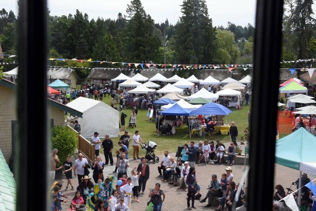 SLIDESHOW: Alex Fest draws a crowd