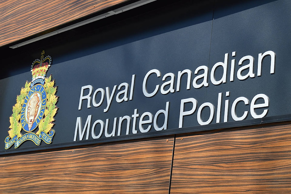 12867232_web1_Another-RCMP-stock-pic