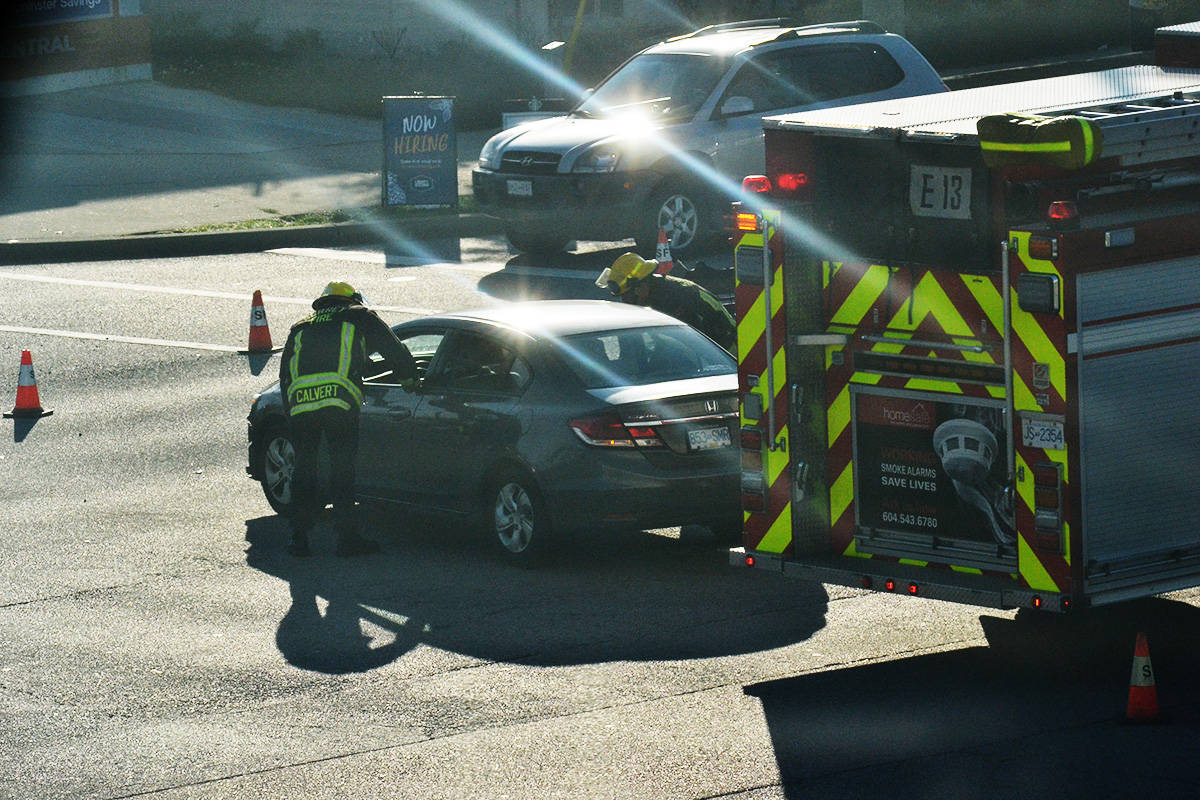 Two-vehicle collision in South Surrey - Surrey Now-Leader