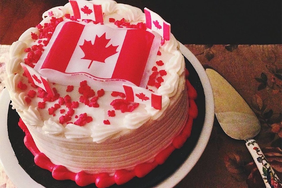 14650812_web1_181204-SNW-M-canada-cake