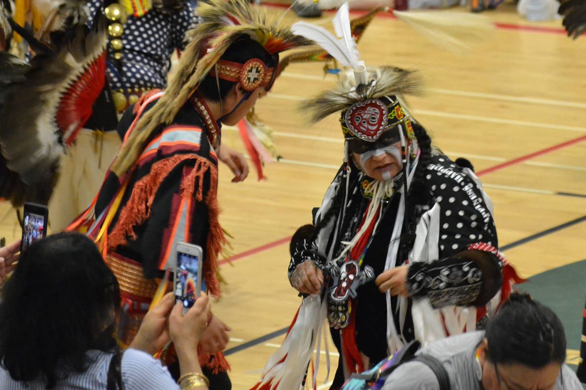 16301222_web1_190410-PAN-Powwow_8