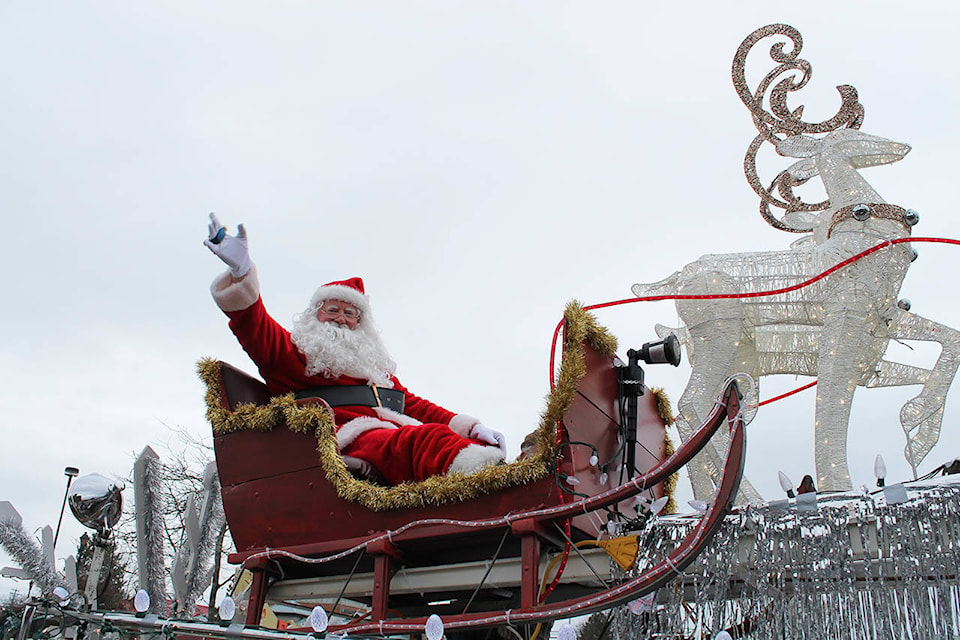 Santa arrives in Clover Square. (Photo courtesy of David Tung)