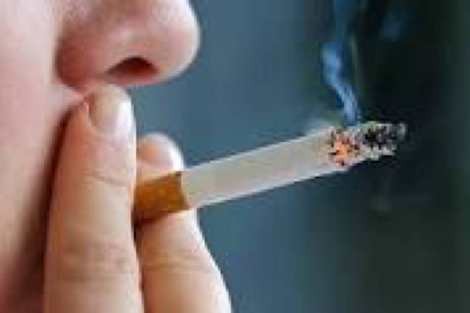20651055_web1_smoking