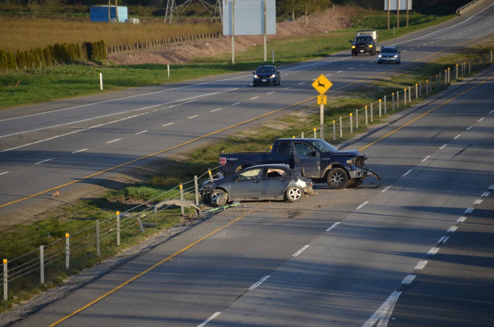 21294655_web1_200423-PAN-Highway99Crash-crash_5