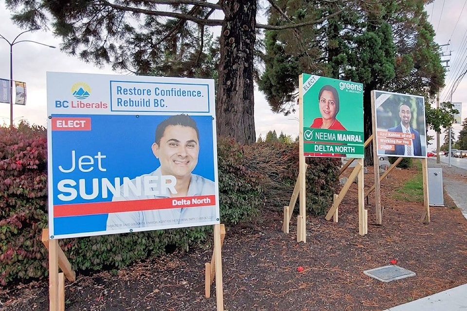 24103645_web1_210202-NDR-M-2020-Delta-North-election-signs